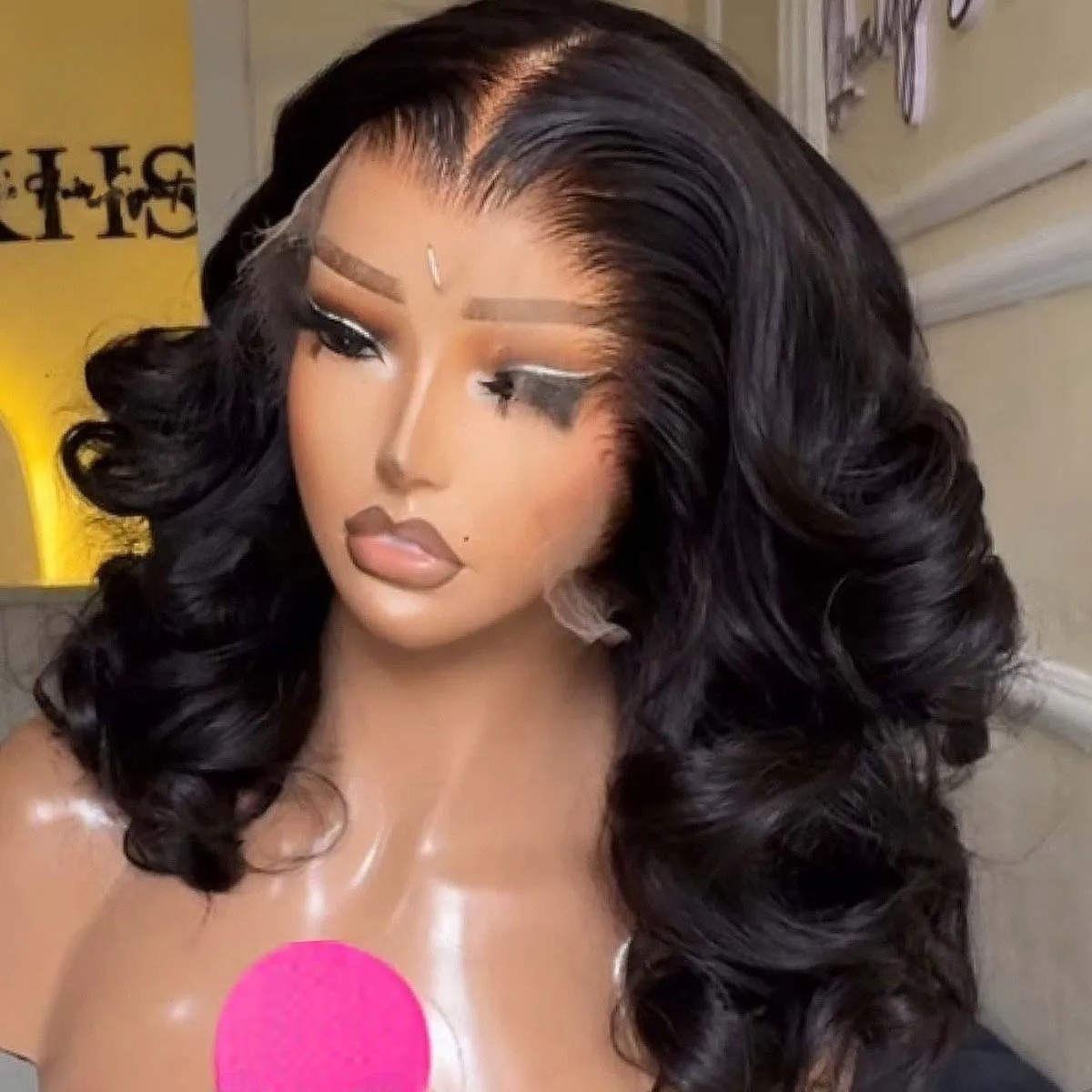 Pre Parted 13X4 Lace Front Bob Wig - شعر مستعار أسود قصير بوب مموج،